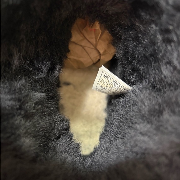 UGG Dark Suede Boots with Logo Detail - Picture 9 of 11